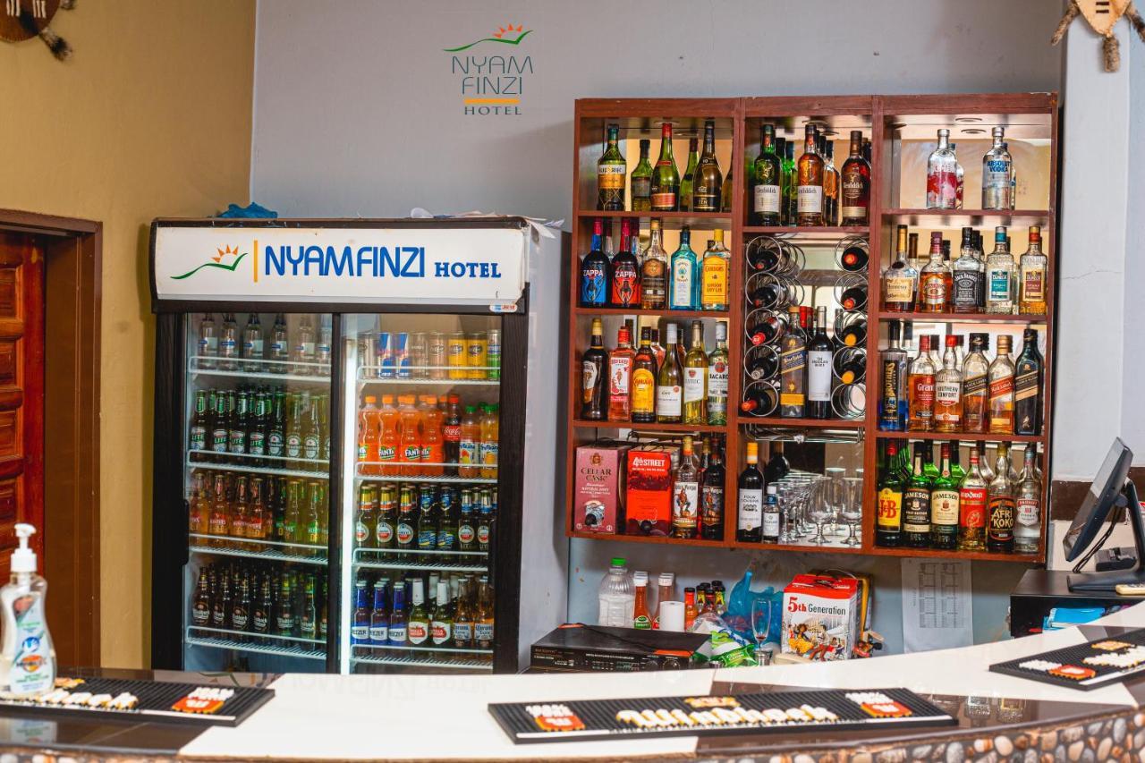 Nyamfinzi Hotel Chipata エクステリア 写真